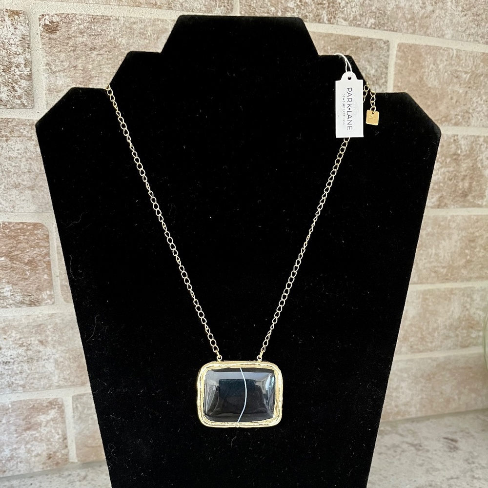 Sable Necklace